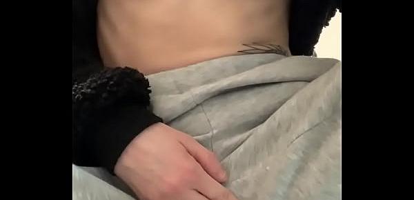 ich war so geil und pisste mich ein bis zum orgasmus